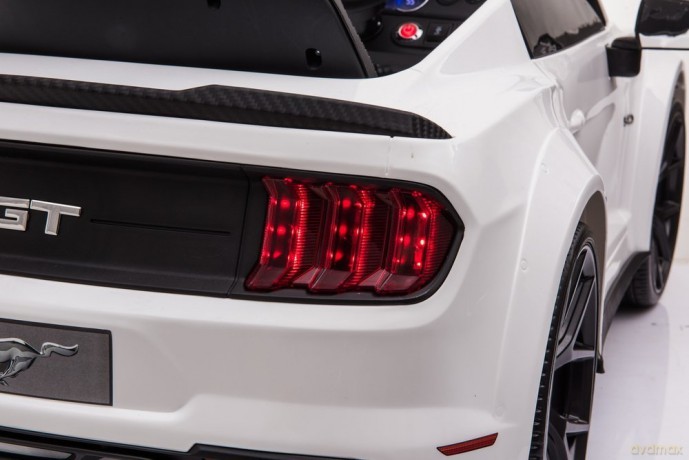 Auto Na Akumulator Ford Mustang GT Drift SX2038 Pilot Świtła LED MP3 Biały