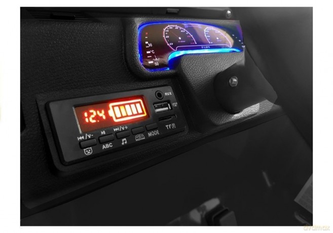 Auto na Akumulator Jeep HP012 Dla Dzieci Światła LED MP3 Czarne