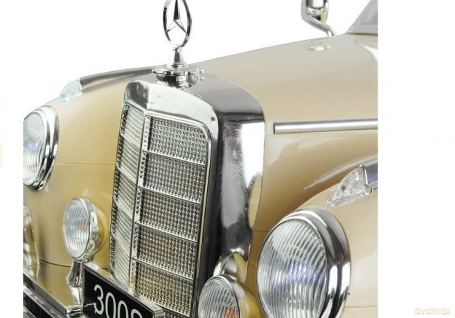 Auto na Akumulator Mercedes 300S Beżowy