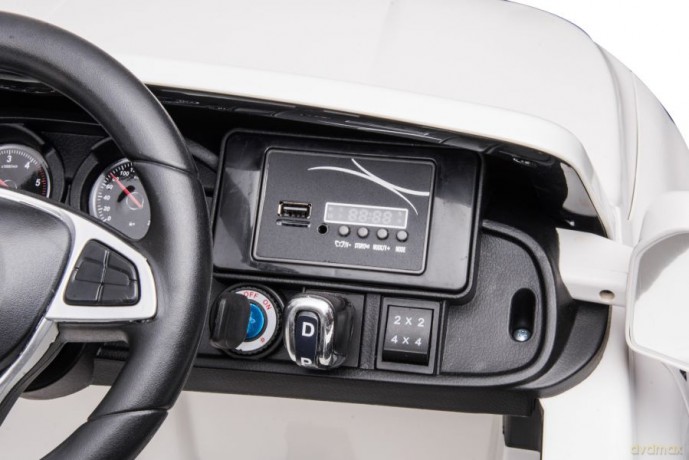 Auto Na Akumulator Mercedes DK-MT950 4x4 Biały