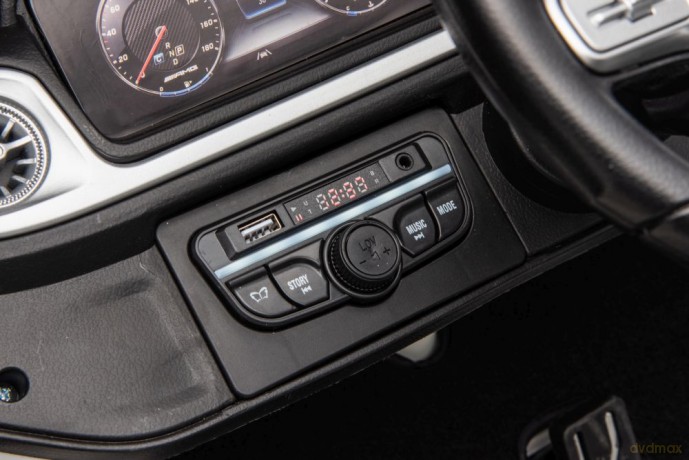 Auto Na Akumulator Mercedes G63 4X4 XXL 24V14AH Biały