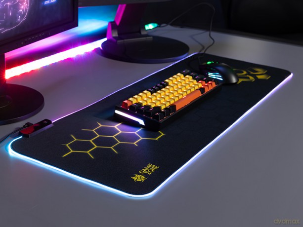 Podkładka pod klawiaturę i mysz TRACER GAMEZONE Hexy1 RGB (80/30/0,4)