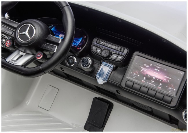 Auto Na Akumulator Mercedes GT63 AMG DK-GT63 24V LCD Biały