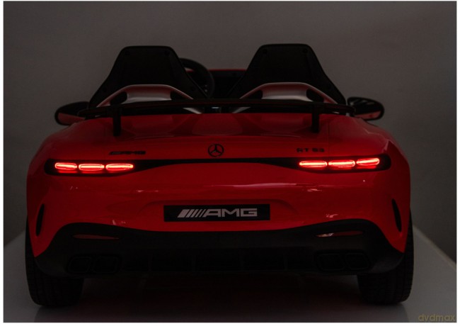 Auto Na Akumulator Mercedes GT63 AMG DK-GT63 24V LCD Czerwony