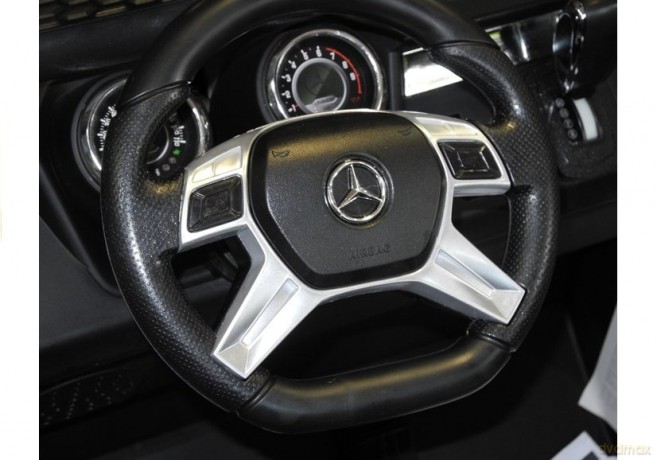 Auto na Akumulator Mercedes Unimog 4x4 Dla Dzieci Światła LED MP3 Biały