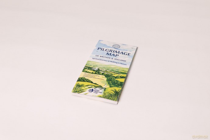 Philip's Pilgrimage Map of Britain and Ireland: Spiritual Journeys and Walking in Nature (Philip's Sheet Maps) - Philip's Maps [KSIĄŻKA]
