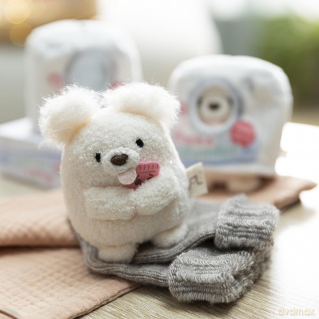 NICI Zestaw pluszak pies Washy 8 cm ze skarpetką i strojem pudełka proszku do prania, w pudełku prezentowym 8,5 × 6,5 × 10 cm