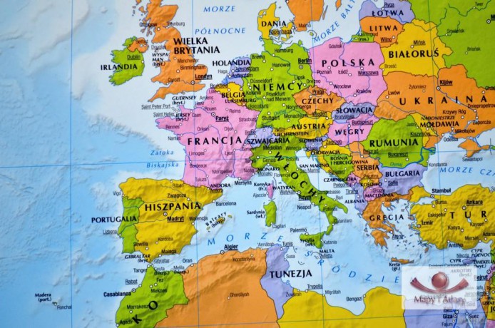 Świat. ścienna mapa polityczna 1:30 000 000 [KSIĄŻKA]