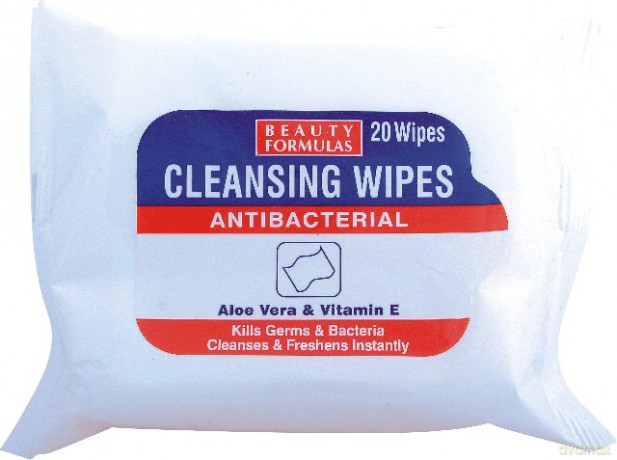 Beauty Formulas: Antibacterial - Antybakteryjne chusteczki z aloesem i witaminą E
