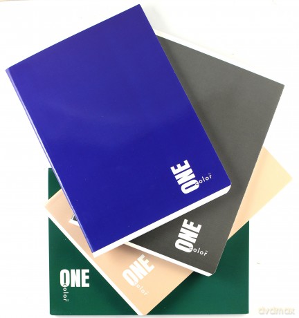 Zeszyt A5/60K kratka UV One Color (10 szt.)