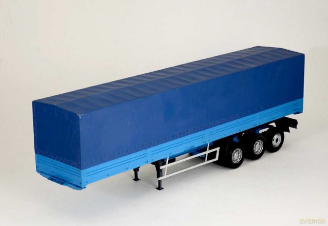 ITALERI Classic Canvas Trailer [MODELARSTWO]