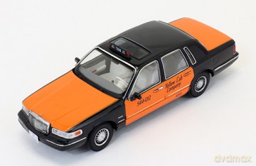 IXO Lincoln Town Car USA Taxi 1996 [MODELARSTWO]