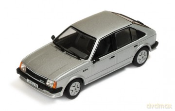 IXO Opel Kadett GTE 1983 (silver) [MODELARSTWO]