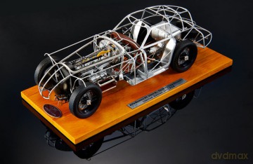 CMC Alfa Romeo 8C 2900B Speciale Touring [MODELARSTWO]