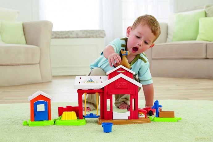 FISHER Little People Stajnia [FIGURKA]