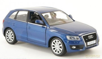 MOTORMAX Audi Q5 (metallic blue) [MODELARSTWO]