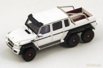 SPARK Mercedes Benz G63 6x6 AMG 2013 [MODELARSTWO]