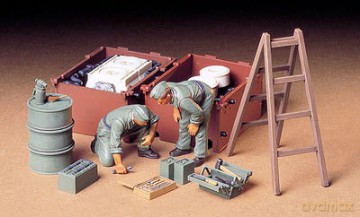 TAMIYA German Tank Maintenance Crew [MODELARSTWO]