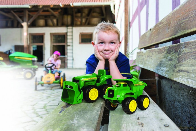 TOMY John Deere zestaw do piaskownicy