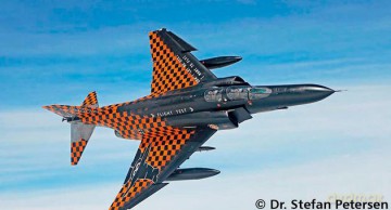 REVELL F4F Phantom II WTD61 Flight [MODELARSTWO]