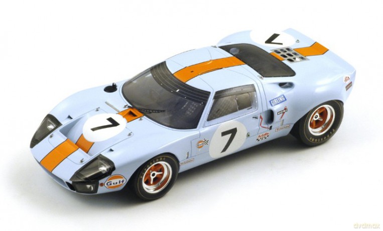 SPARK Ford GT40 #7 D. Hobbs [MODELARSTWO]