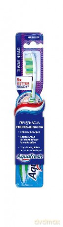 GSK Aquafresh Szczoteczka 3-Way Head Medium
