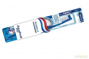 GSK Aquafresh Szczoteczka Standard Medium