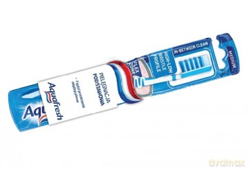 GSK Aquafresh Szczoteczka In-Between Clean Medium