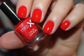 MISS X Lakier do paznokci 18 truskawka