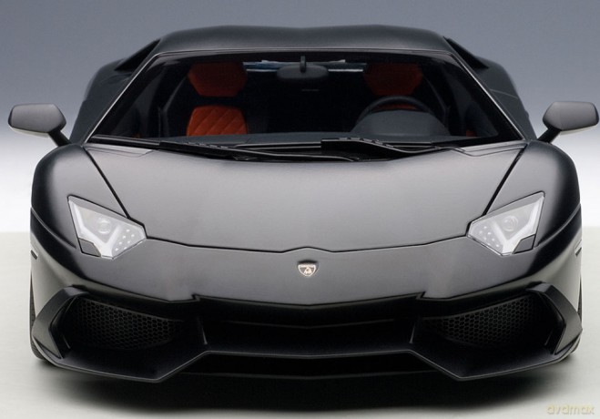 AUTOART Lamborghini Aventador LP7204 [MODELARSTWO]