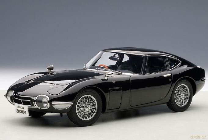 AUTOART Toyota 2000 GT Coupe [MODELARSTWO]