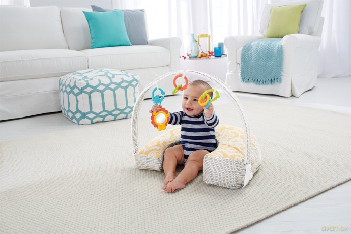 FISHER Rogalik do karmienia 4w1