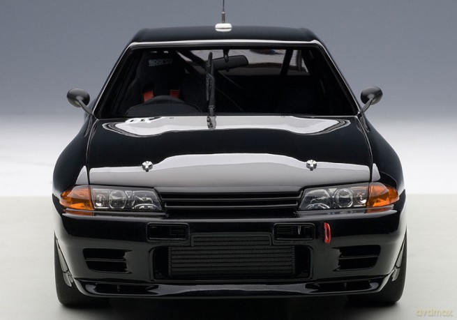 AUTOART Nissan Skyline GTR (R32) MODELARSTWO