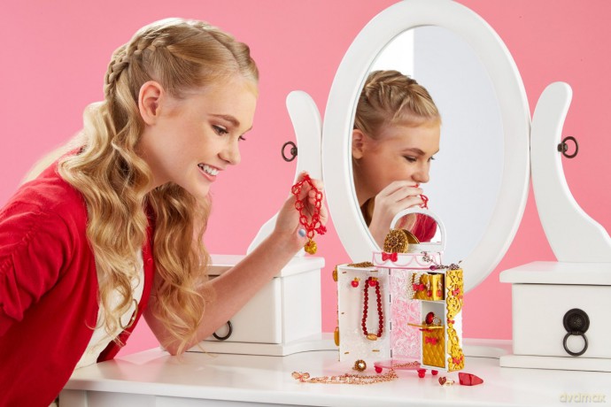 EVER AFTER HIGH Apple magiczne puzderko