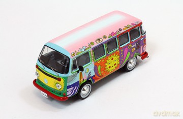 IXO Volkswagen T2 Kombi Hippie Car 1976 MODELARSTWO