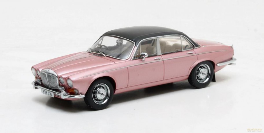 MATRIX Daimler Double Six Vanden Plas MODELARSTWO