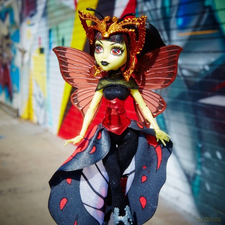 MONSTER HIGH Gwiazdy Boo Yorku Luna Moth