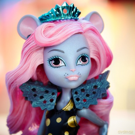 MONSTER HIGH Gwiazdy Boo Yorku Mouscedes