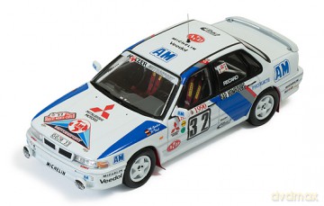 IXO Mitsubishi Galant VR4 EVO #32