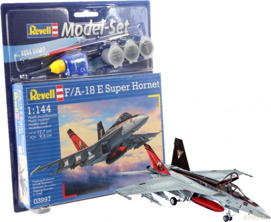 REVELL Model Set FA18E Super Hornet