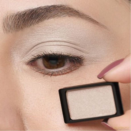 Artdeco Perłowy Cień do powiek (Eyeshadow Pearl) 0,8 g 94 Pearly Very Light