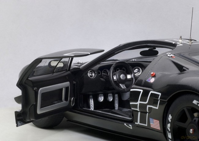 AUTOART Ford GT L .M. Spec II Test Car