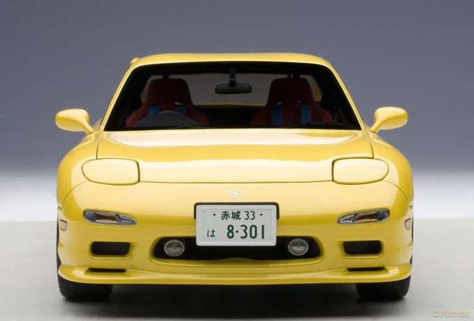 AUTOART Mazda Efini RX7 (FD3S) New