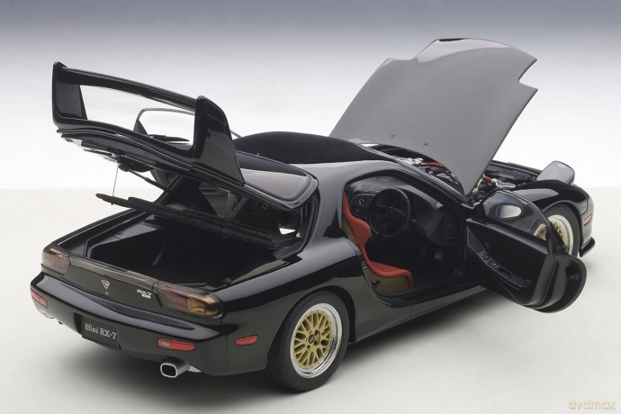AUTOART Mazda Efini RX7(FD) Tuned