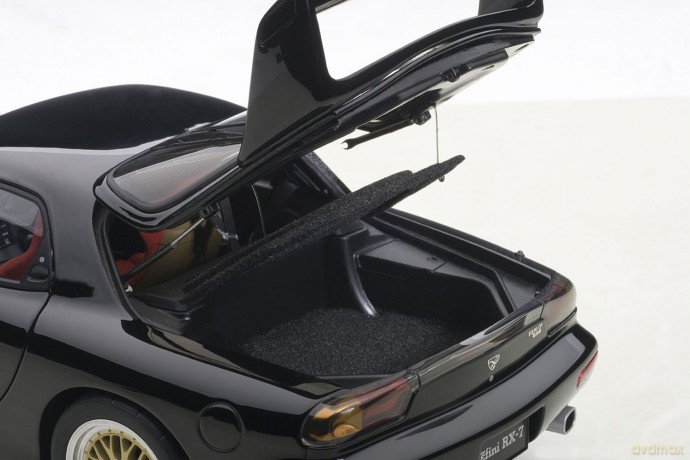 AUTOART Mazda Efini RX7(FD) Tuned