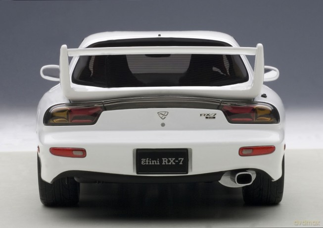 AUTOART Mazda Efini RX7(FD) Tuned