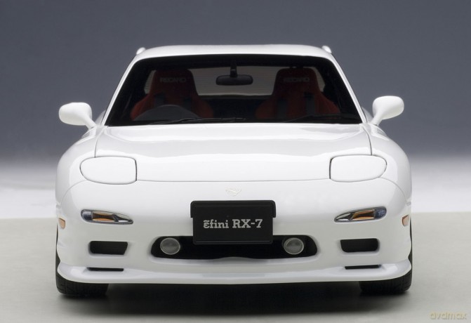 AUTOART Mazda Efini RX7(FD) Tuned