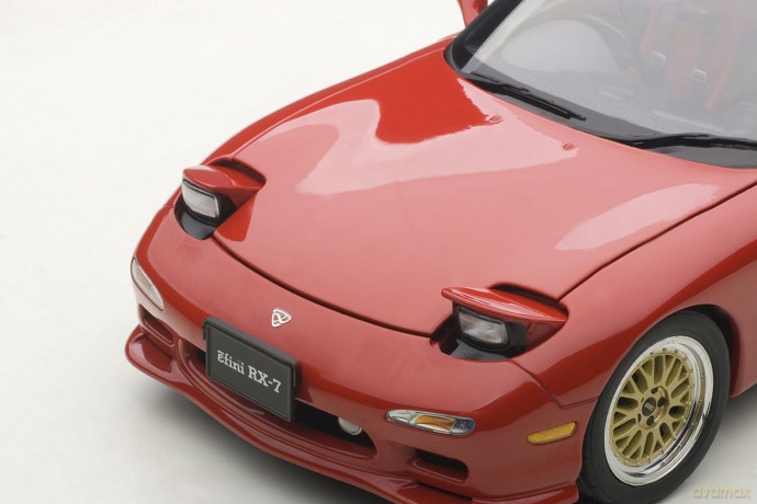 AUTOART Mazda Efini RX7(FD) Tuned