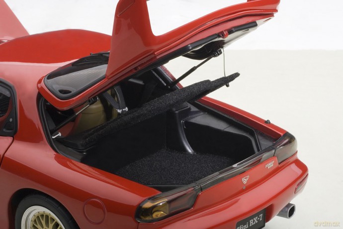 AUTOART Mazda Efini RX7(FD) Tuned