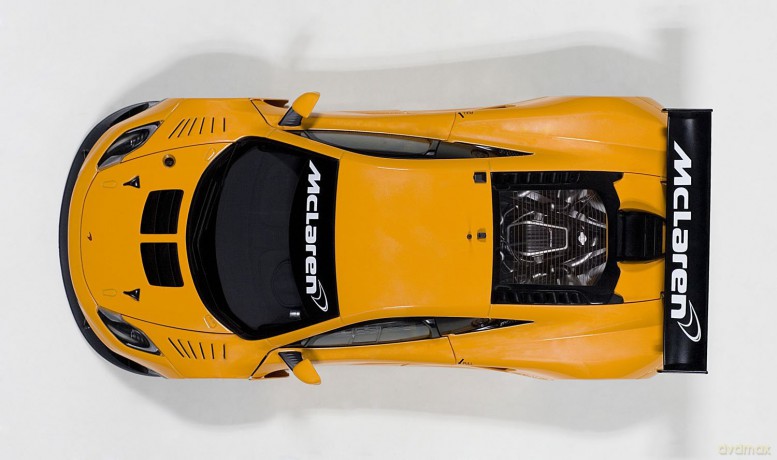AUTOART McLaren 12C GT3 Presentation